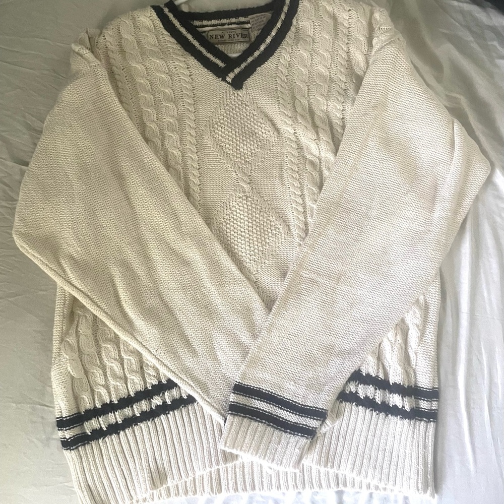 Black and White V-Neck Sweater Collection